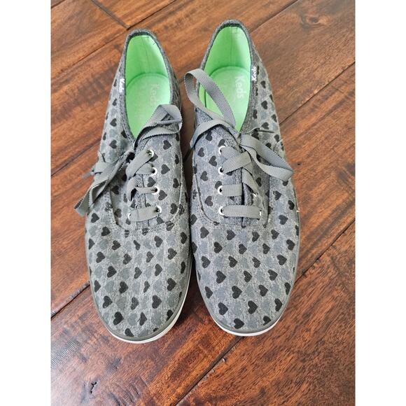 Seller photo, Poshmark